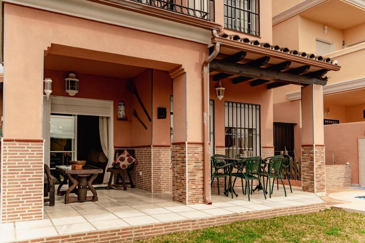 Villa Estilo Mediterranea Con Piscina, Jardin, Bbq Y Jacuzzi - Villa Bel Air Real Estepona Exteriör bild
