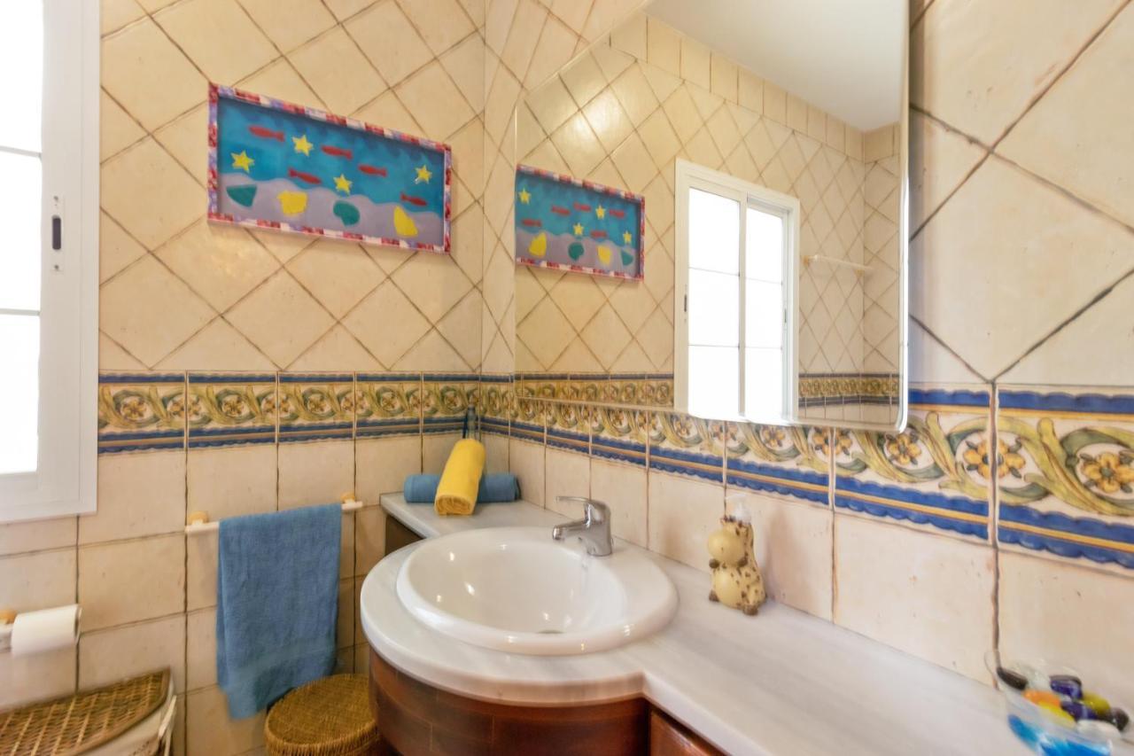 Villa Estilo Mediterranea Con Piscina, Jardin, Bbq Y Jacuzzi - Villa Bel Air Real Estepona Exteriör bild
